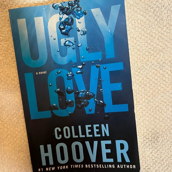 bestseller Other - Ugly Love (Paperback) by Colleen Hoover